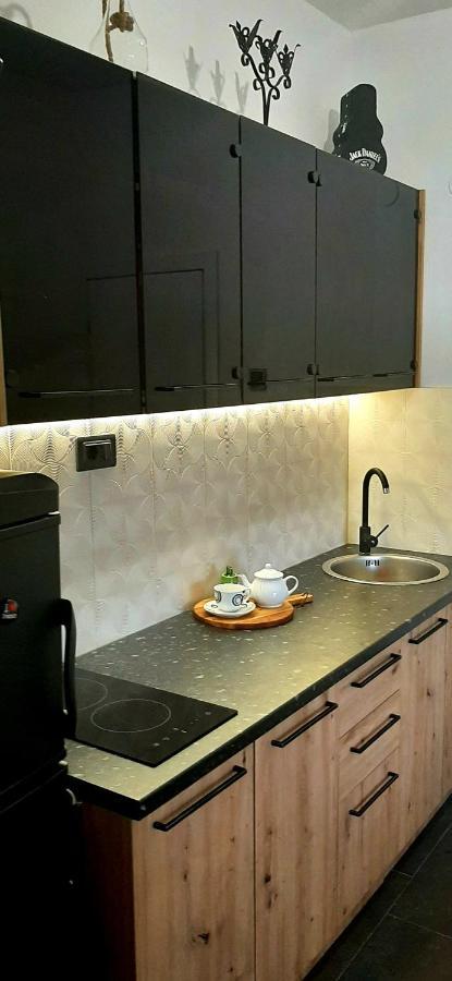 Ric Apartment بودفا المظهر الخارجي الصورة