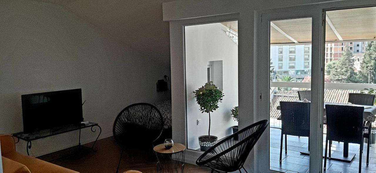 Ric Apartment بودفا المظهر الخارجي الصورة