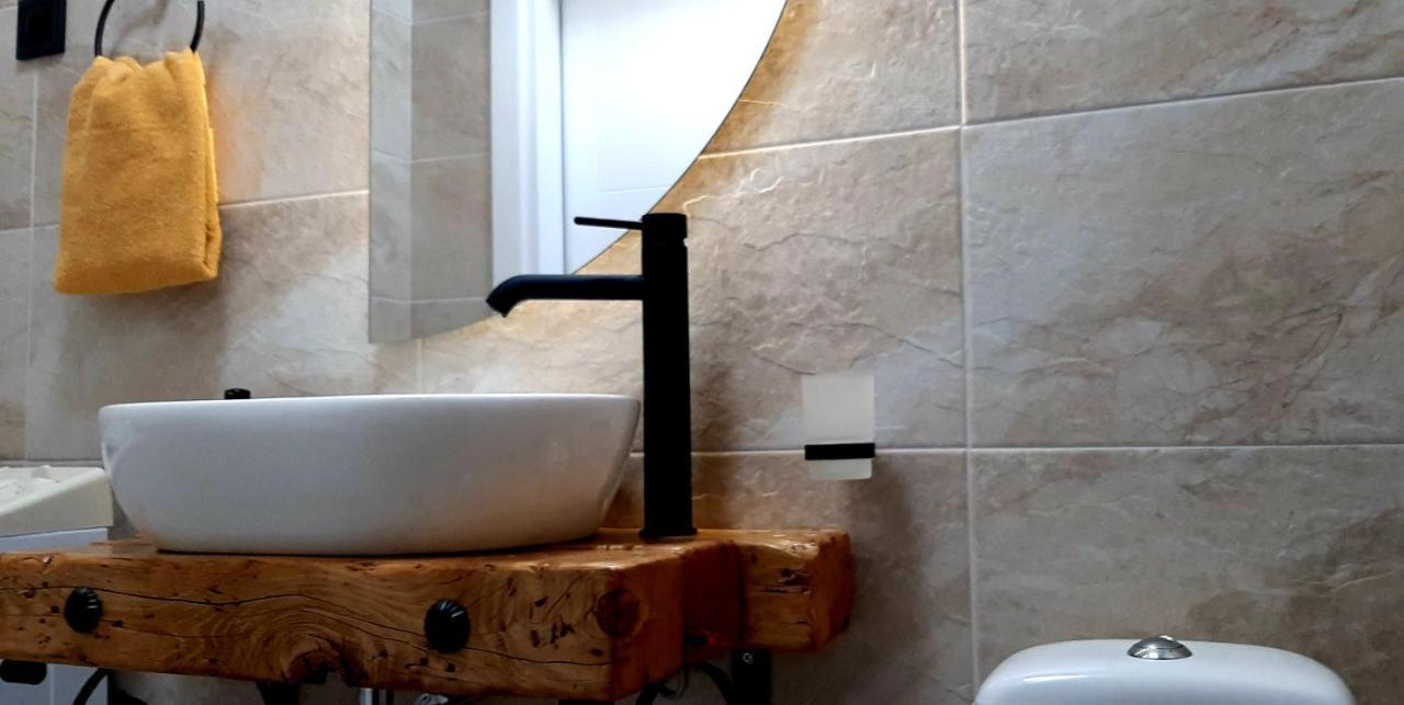 Ric Apartment بودفا المظهر الخارجي الصورة